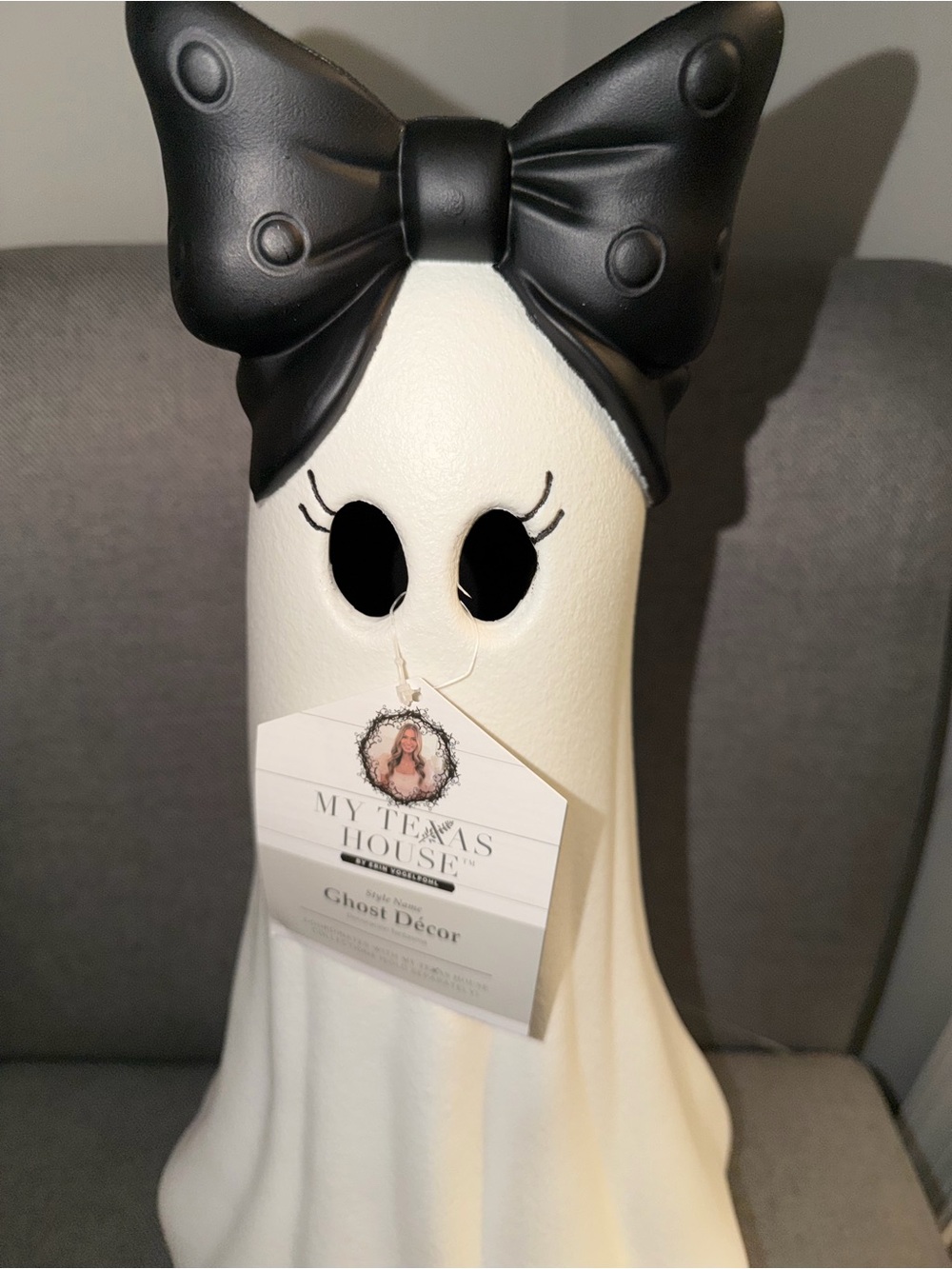 My Texas House Large Ghost with Bow, Black and White, 20" Halloween Decor